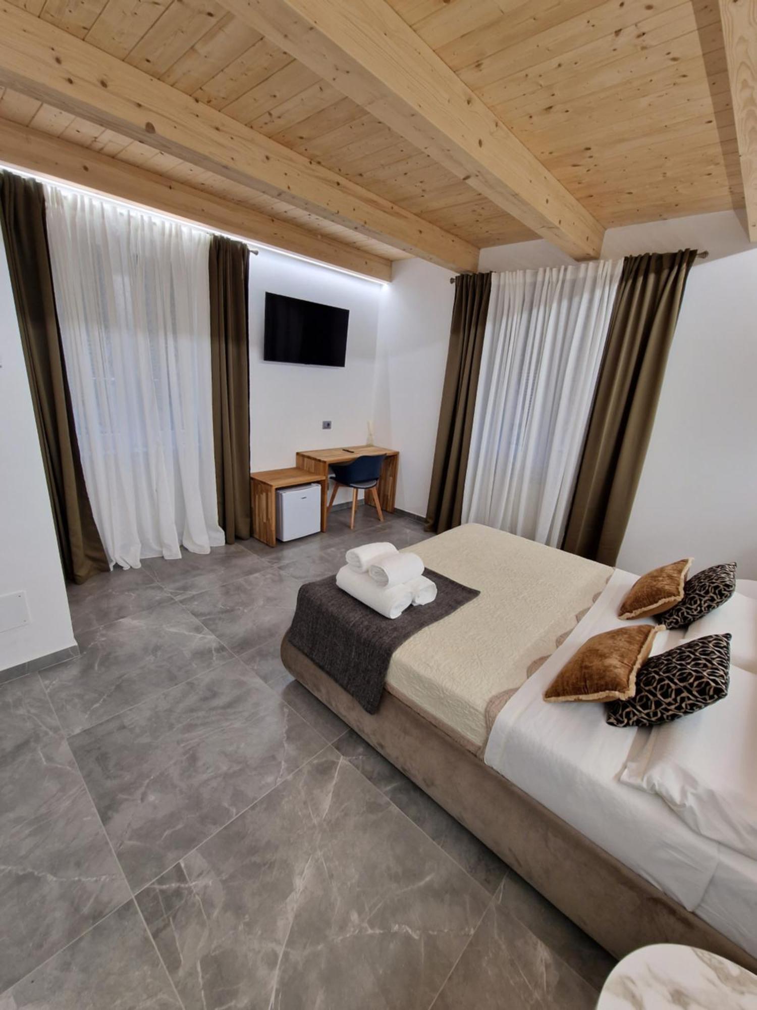 Marla Rooms La Spezia Luaran gambar