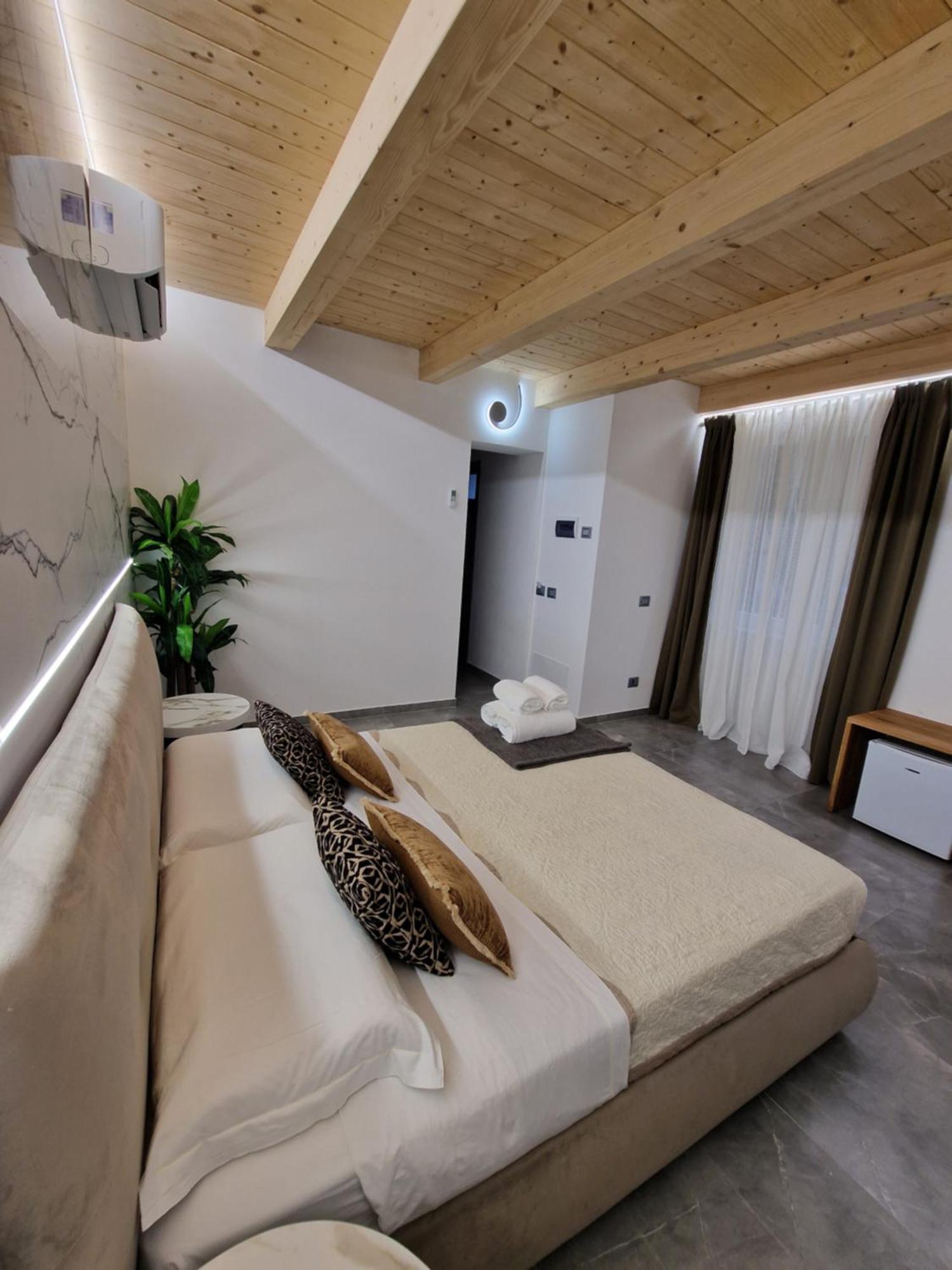 Marla Rooms La Spezia Luaran gambar